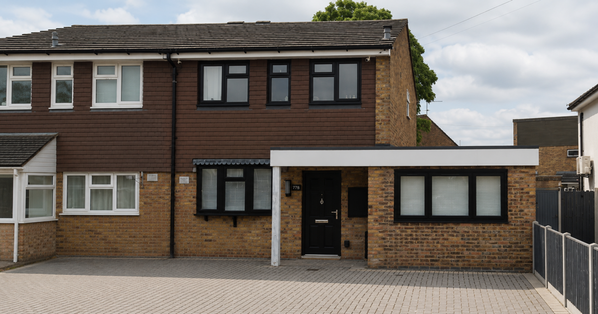 First floor side extension at Carnforth Gardens, Hornchurch